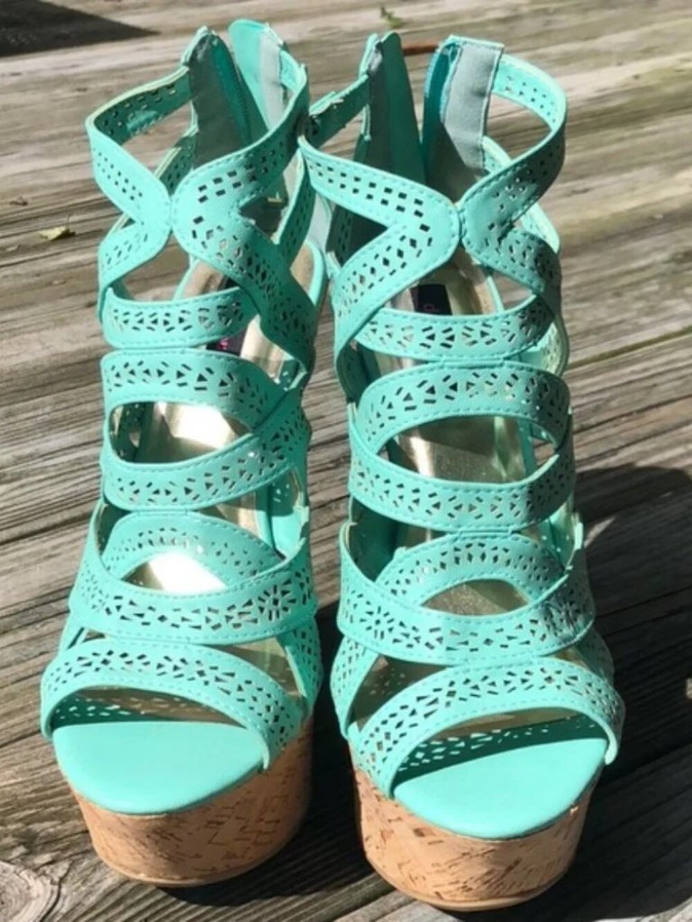 Platform Wedges. Chic! - Picture 5 of 5